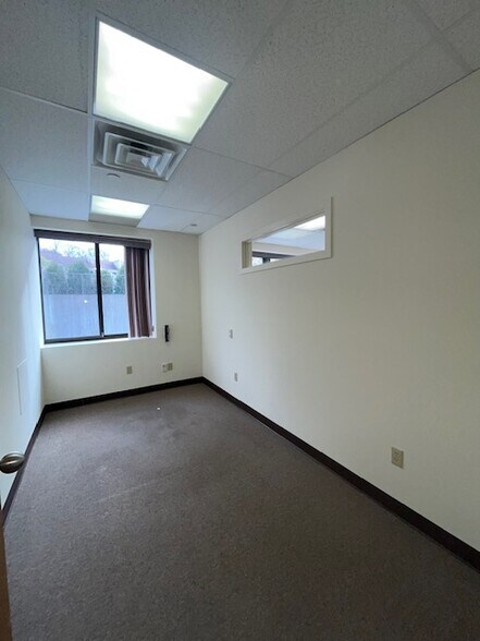 More Photos Of 280 N Bedford Rd, Mount Kisco Medical For Lease