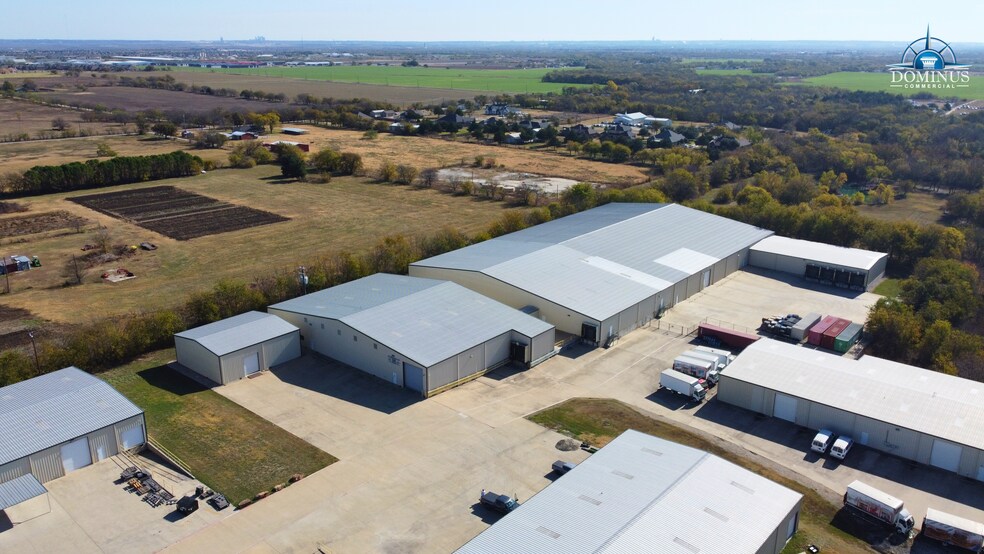 More Photos Of 370 English Trl, Venus Industrial For Sale