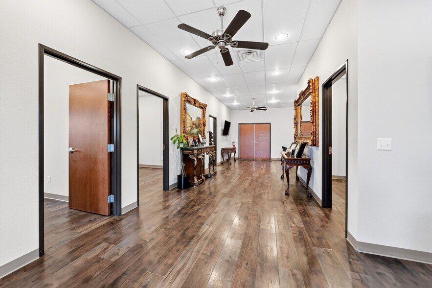 More Photos Of 4612 County Road 2200, Greenville Showroom For Sale