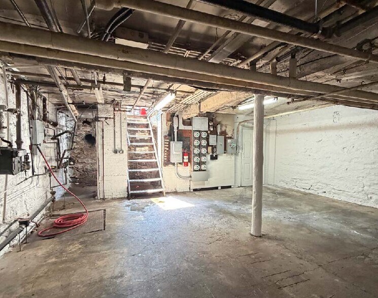 More Photos Of 650 Amsterdam Ave, New York Apartments For Lease