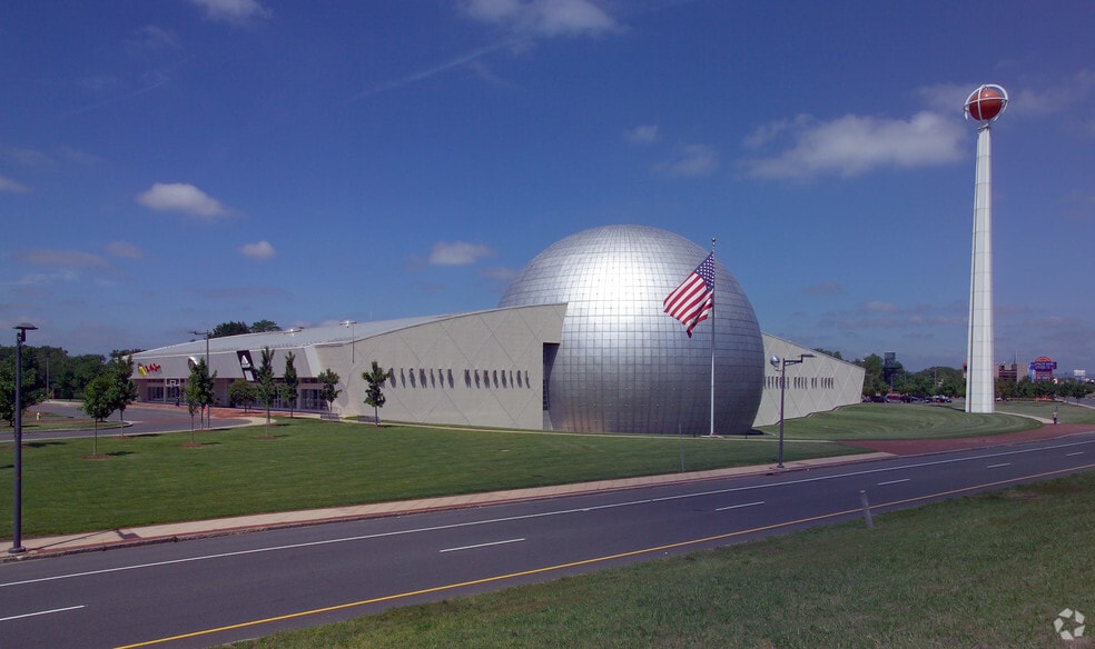 Primary Photo Of 1000 Hall of Fame Ave, Springfield General Retail For Lease