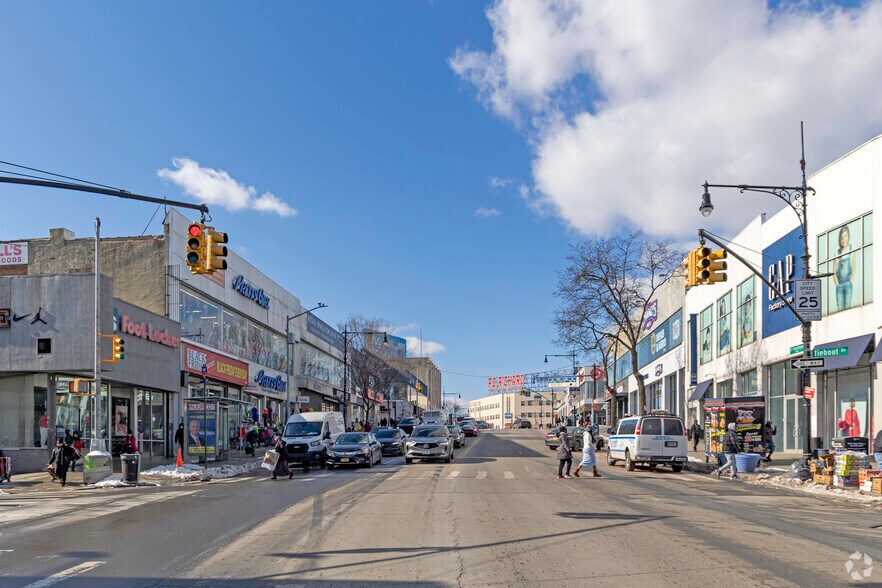 More Photos Of 271 E Fordham Rd, Bronx Storefront For Sale