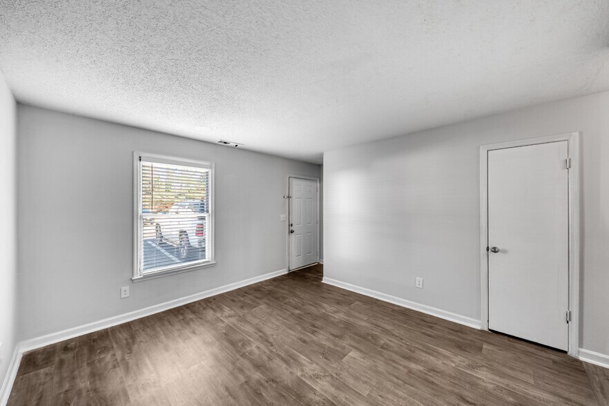 More Photos Of 3656 Browns Bridge Rd, Gainesville Apartments For Sale