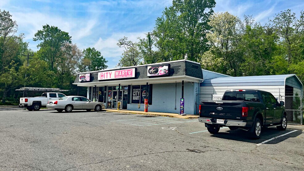 More Photos Of 1001 Forbes St, Fredericksburg Convenience Store For Sale