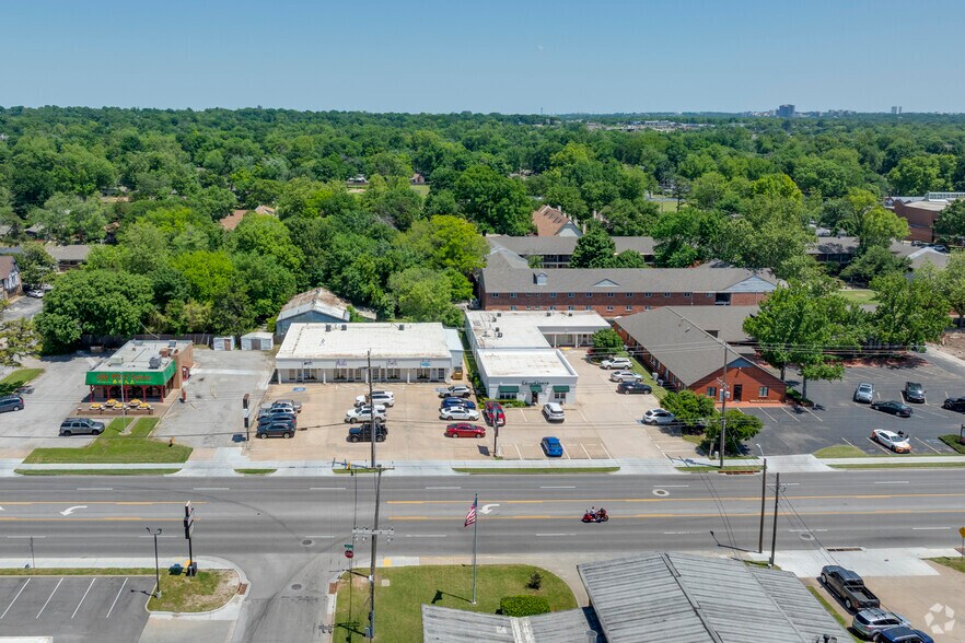 More Photos Of 4821-4825 S Peoria Ave, Tulsa Medical For Lease