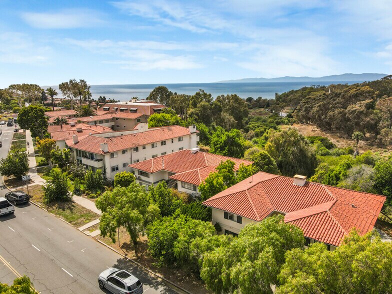 More Photos Of 229 Palos Verdes Dr W, Palos Verdes Estates Multifamily For Sale