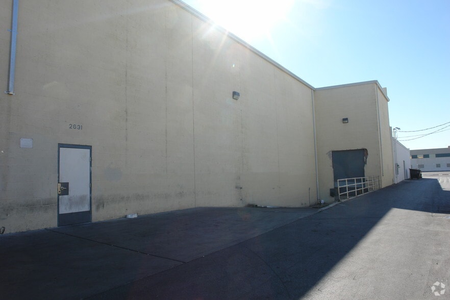 More Photos Of 2631 S Highland Dr, Las Vegas Manufacturing For Sale