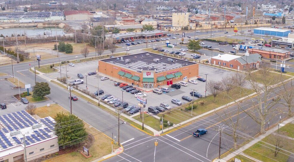 More Photos Of 1111 N High St, Millville Drugstore For Sale