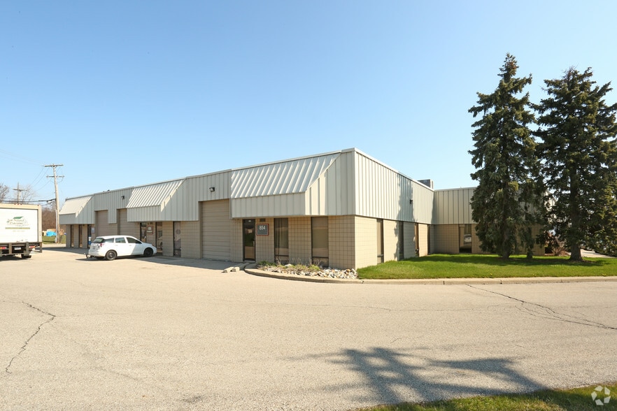 More Photos Of 802-864 Phoenix Dr, Ann Arbor Warehouse For Lease