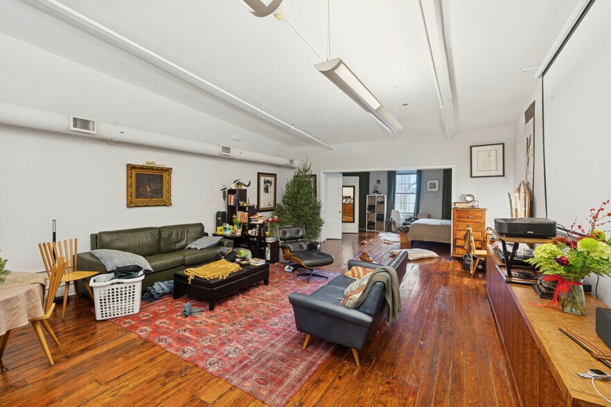 More Photos Of 215 Church St, Philadelphia Office Residential For Sale