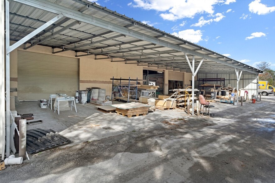 More Photos Of 9926 Denton Ave, Hudson Warehouse For Lease