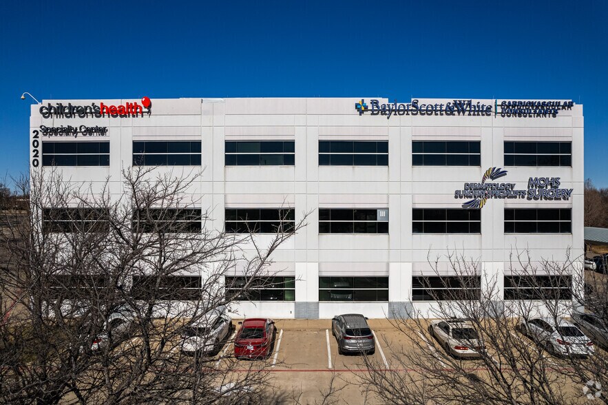 More Photos Of 2020 W State Highway 114, Grapevine Medical For Lease