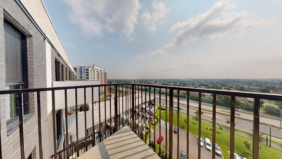 More Photos Of 8405 Pl Saint-Charles, Brossard Apartments For Lease