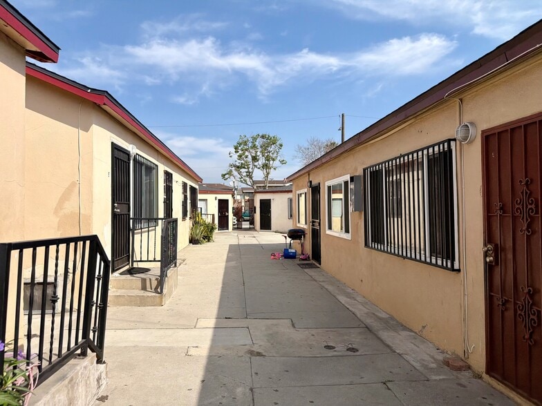 More Photos Of 4244 E Compton Blvd, Compton Multifamily For Sale