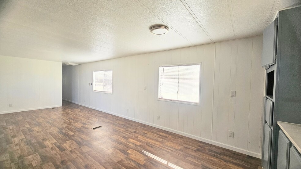 More Photos Of 2100 S State St, Hemet Rehabilitation Center For Sale