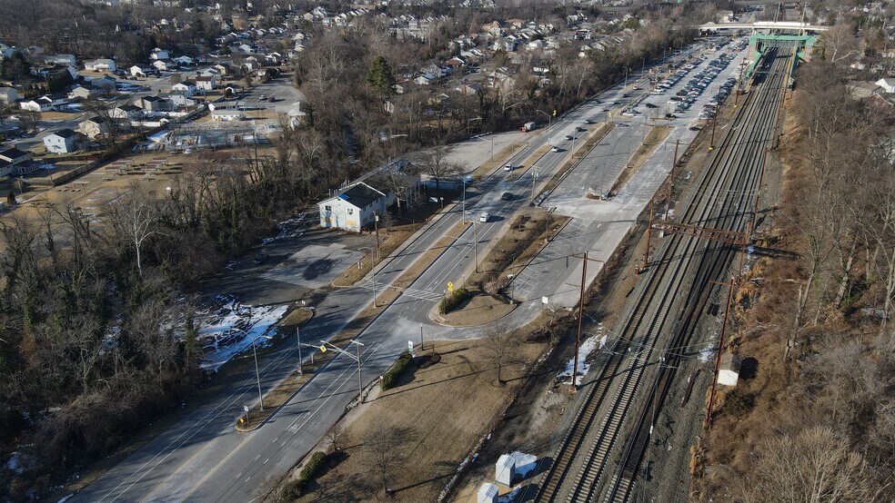 More Photos Of 5820 Southwestern Blvd, Halethorpe Flex For Sale