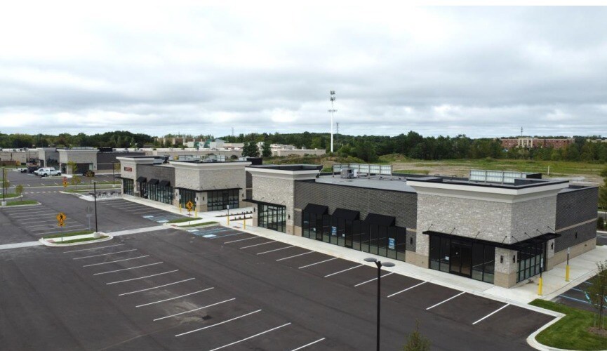 More Photos Of 291-299 Haggerty, Commerce Township Unknown For Lease