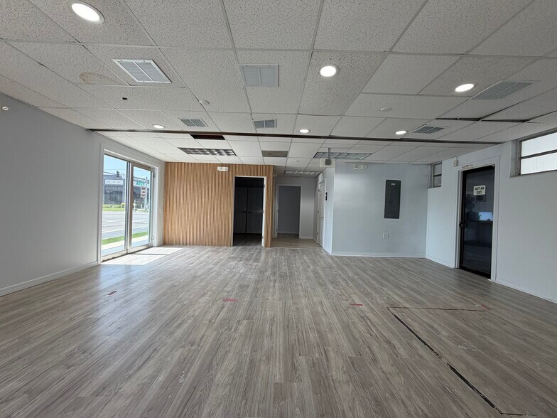 More Photos Of 3418 W Swann Ave, Tampa Office For Lease