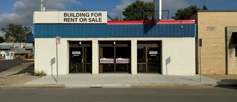 Primary Photo Of 328 N 76th St, Milwaukee Office For Sale
