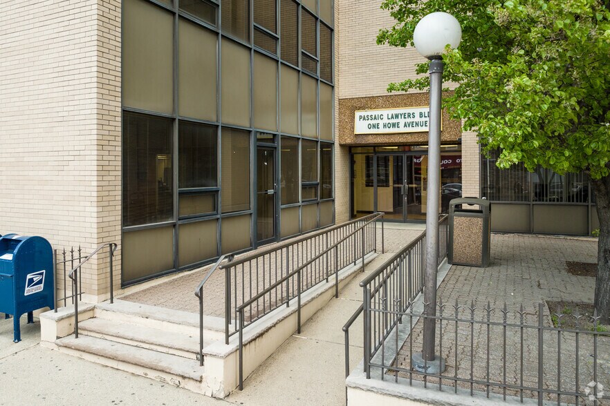 More Photos Of 1 Howe Ave, Passaic Medical For Lease