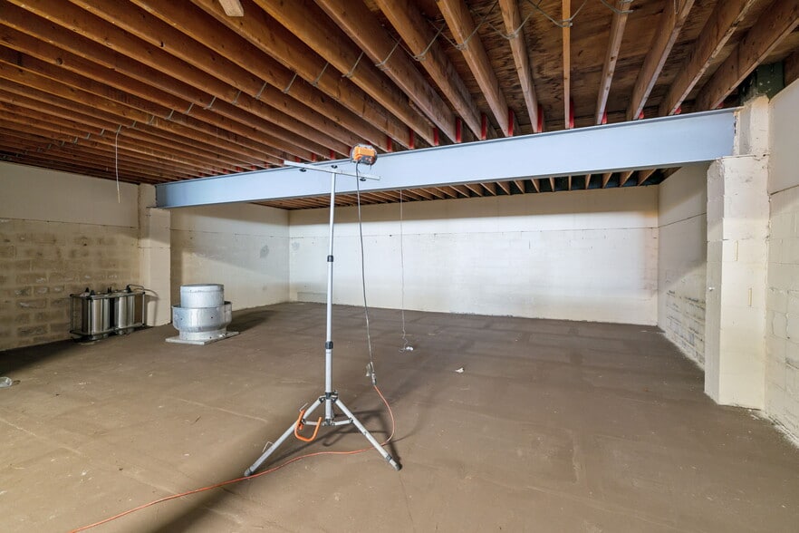 More Photos Of 5052-5056 City Ave, Philadelphia Freestanding For Sale