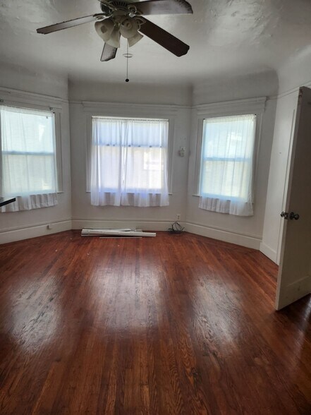 More Photos Of 3227-3231 Telegraph Ave, Oakland Apartments For Sale