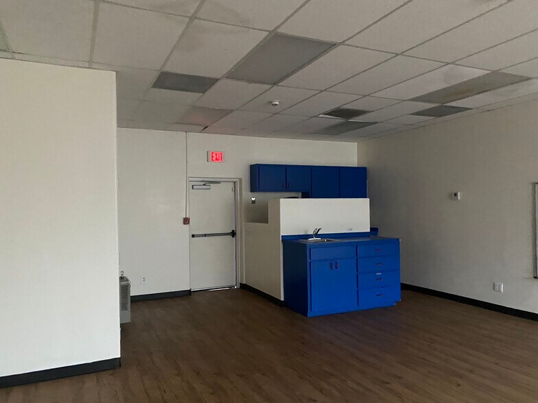 More Photos Of 630 W 17th Pl, Tempe Schools For Lease