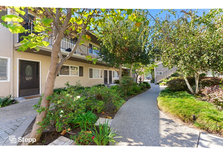 More Photos Of 244-246 Coronado Ave, Long Beach Apartments For Sale