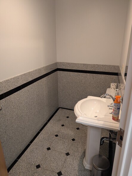 More Photos Of Shipway Pl, Boston Office For Lease