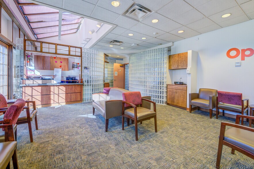 More Photos Of 48 Route 6, Yorktown Heights Medical For Lease