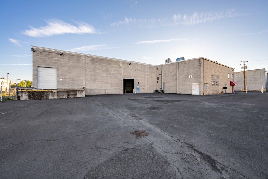 More Photos Of 619 S Fir St, Medford Refrigeration Cold Storage For Sale