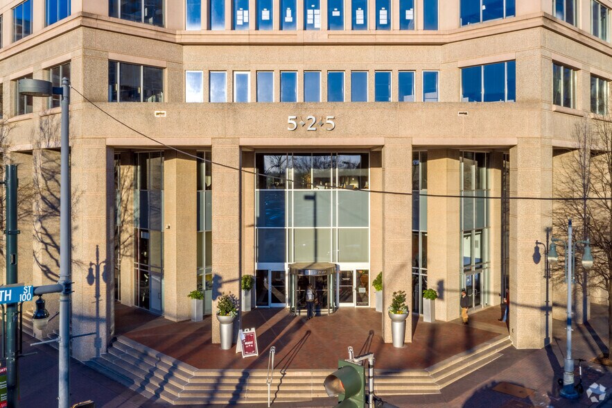 More Photos Of 525 N Tryon St, Charlotte Office For Lease