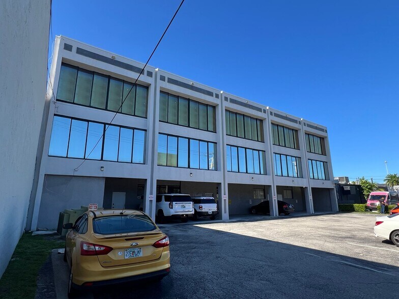 More Photos Of 2740 E Oakland Park Blvd, Fort Lauderdale Office For Lease