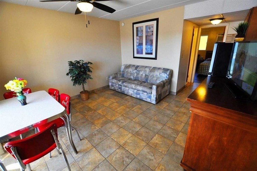 More Photos Of 4100 Ocean Ave, Wildwood Hotel For Sale