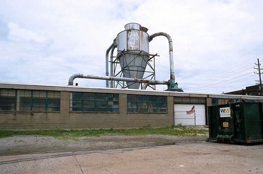 More Photos Of 3113 W 110th St, Cleveland Manufacturing For Lease