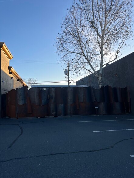 More Photos Of 1201 Markert Street, Redding Land For Lease