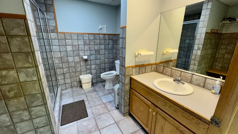 More Photos Of 230 Boyle Rd, Kiowa Service For Sale