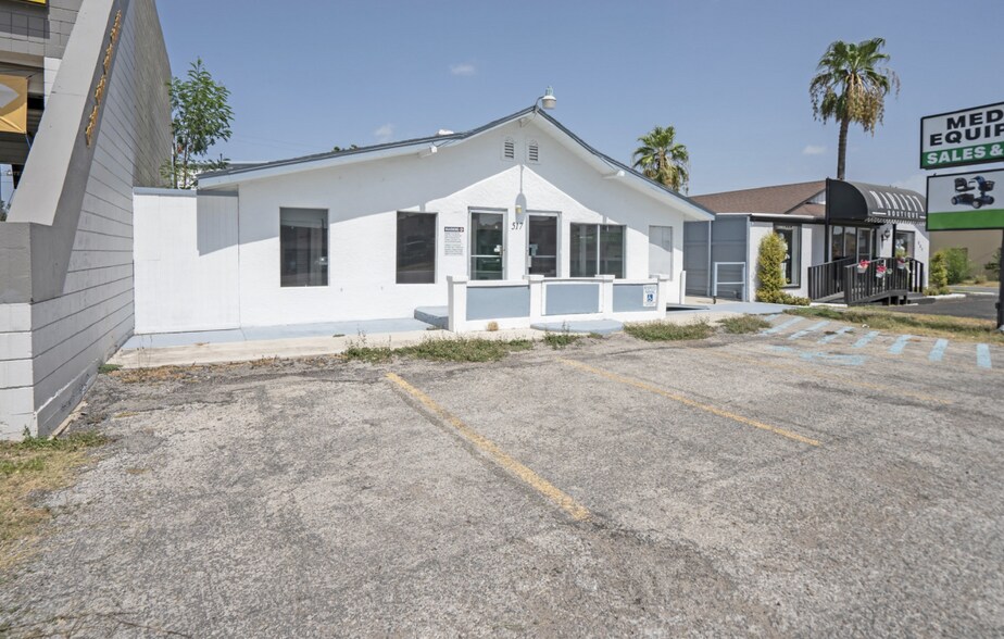 More Photos Of 517 N 10th St, McAllen Freestanding For Sale