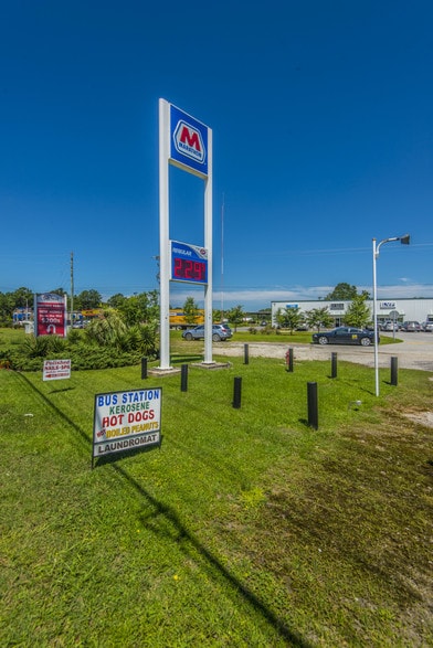 More Photos Of 1950 N Main St, Summerville Convenience Store For Sale