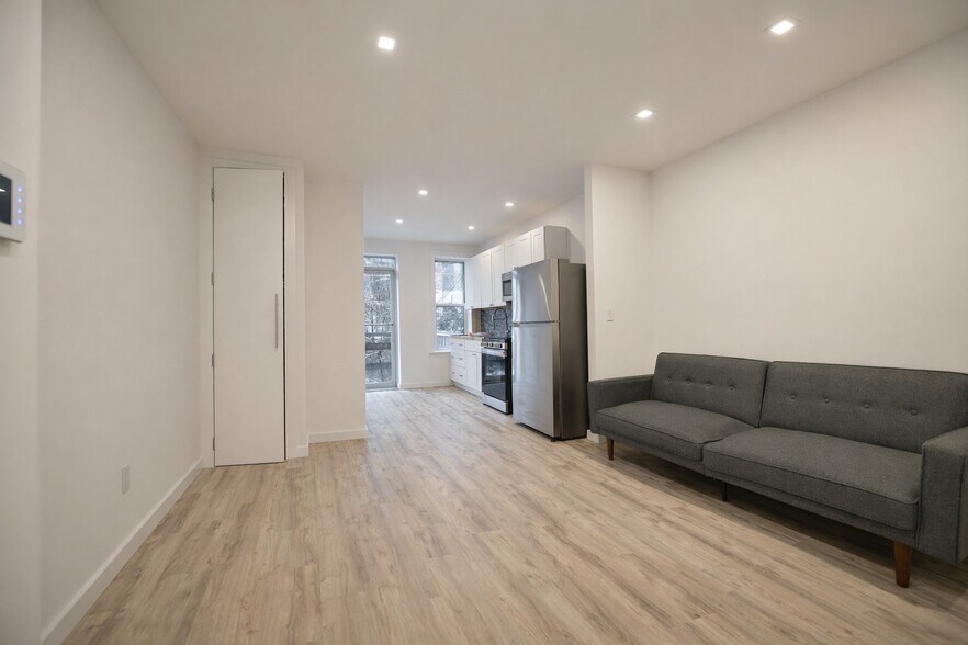 More Photos Of 1679 Gates Ave, Ridgewood Apartments For Sale