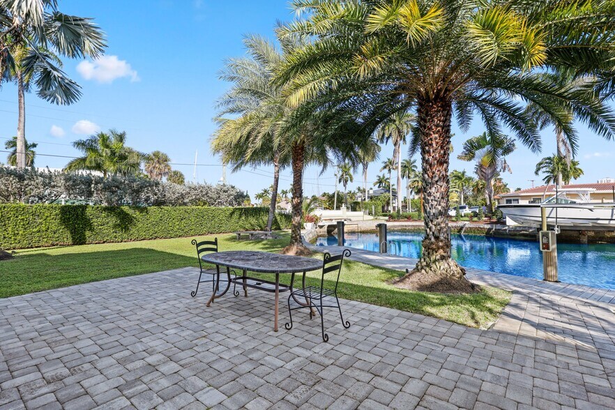 More Photos Of 830 SE 22nd Ave, Pompano Beach Apartments For Sale