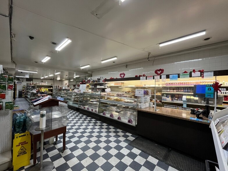 More Photos Of 3012 N Laramie Ave, Chicago Storefront Retail Residential For Sale