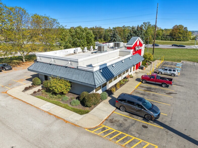 More Photos Of 1304 E Main St, Ashland Restaurant For Sale