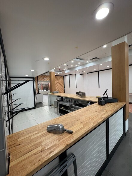 More Photos Of 330 Clematis St, West Palm Beach Storefront Retail Office For Sale
