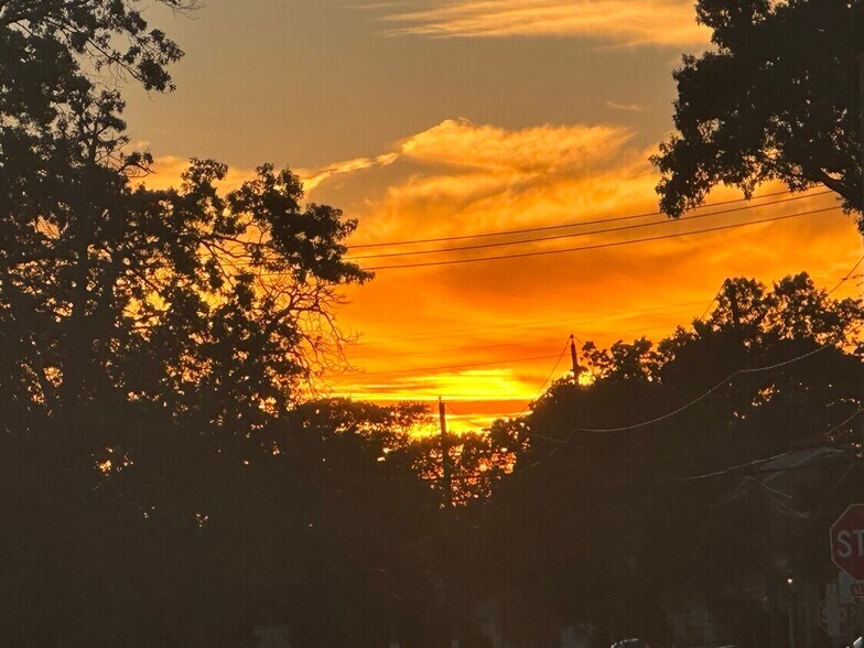 More Photos Of 31 Merrick Ave, Merrick Medical For Lease