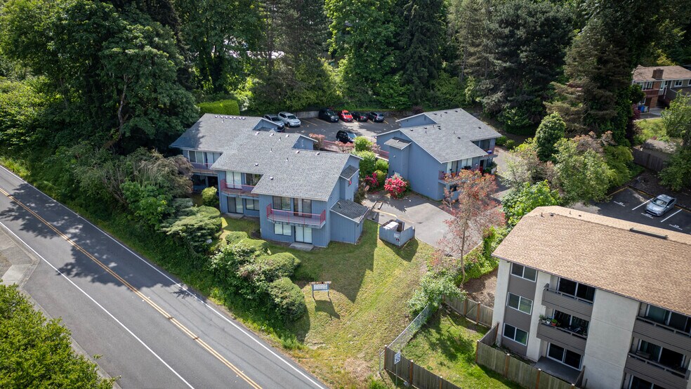 Primary Photo Of 108 Kensington Ave S, Kent Apartments For Sale