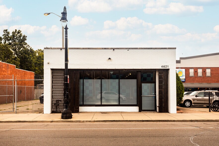 More Photos Of 4621 W Vernor Hwy, Detroit General Retail For Sale