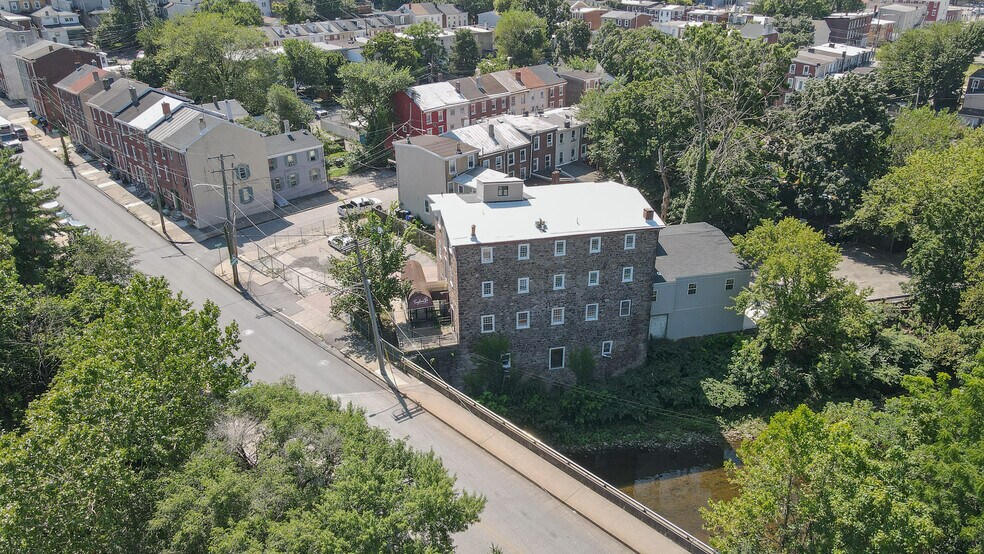 More Photos Of 200-204 W Marshall St, Norristown Restaurant For Lease