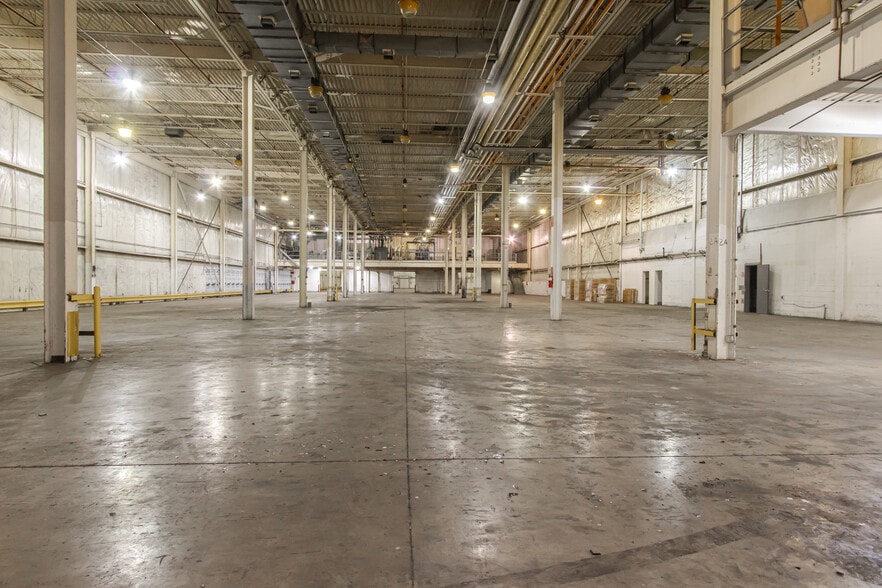 More Photos Of 377 Industrial Park Rd, Mount Jackson Warehouse For Lease