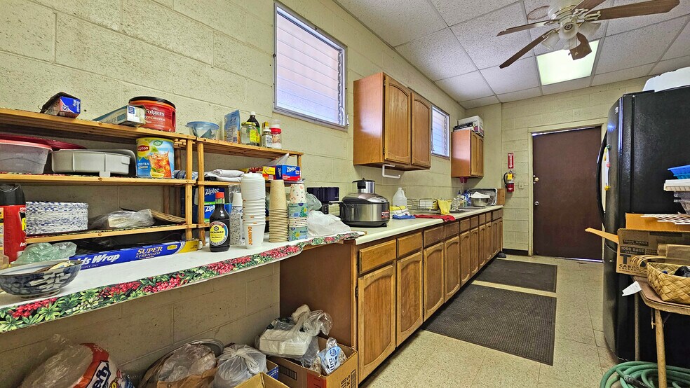More Photos Of 85-762 Old Government Rd, Waianae Religious Facility For Sale
